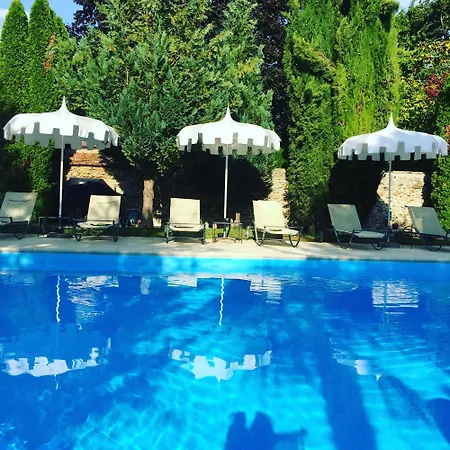 La Reserve De L'aube - Hebergements Insolites Luxe Et Design Bed & Breakfast *