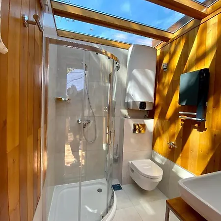 La Réserve De L'aube - Hébergements Insolites Luxe Et Design 3* Villenauxe