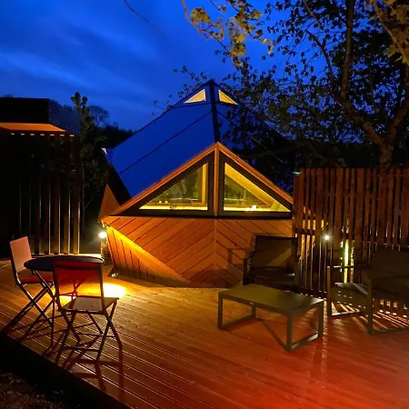 La Réserve De L'aube - Hébergements Insolites Luxe Et Design Bed and breakfast Villenauxe