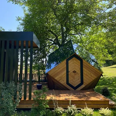 Bed & Breakfast La Reserve De L'aube - Hebergements Insolites Luxe Et Design Villenauxe