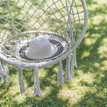 Panzió La Reserve De L'aube - Hebergements Insolites Luxe Et Design 3*