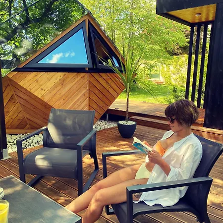 Panzió La Reserve De L'aube - Hebergements Insolites Luxe Et Design 3*