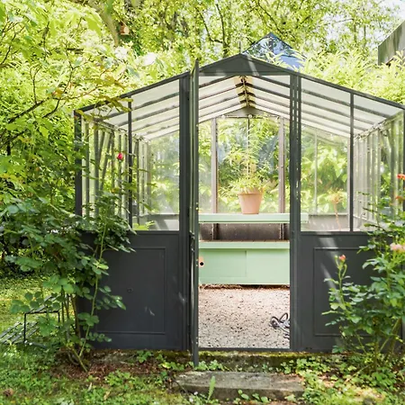 La Reserve De L'aube - Hebergements Insolites Luxe Et Design Bed & Breakfast 3*