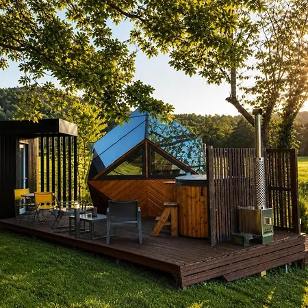 Bed & Breakfast La Reserve De L'aube - Hebergements Insolites Luxe Et Design Villenauxe