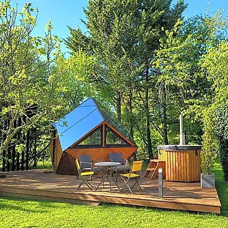 Bed & Breakfast La Reserve De L'aube - Hebergements Insolites Luxe Et Design Villenauxe