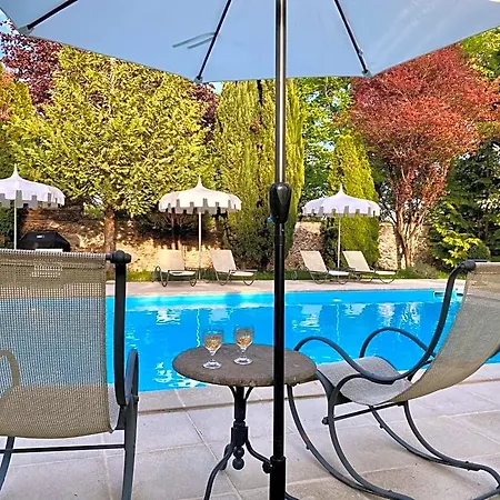 La Reserve De L'aube - Hebergements Insolites Luxe Et Design Bed & Breakfast Villenauxe