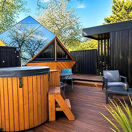 住宿加早餐酒店 La Reserve De L'aube - Hebergements Insolites Luxe Et Design