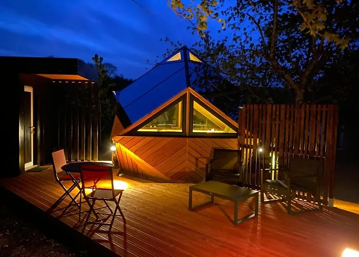 La Reserve De L'aube - Hebergements Insolites Luxe Et Design Bed & Breakfast Villenauxe