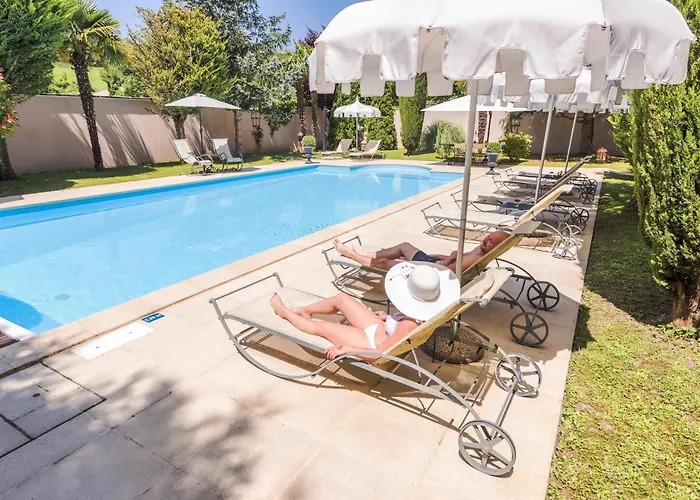 La Réserve De L'aube - Hébergements Insolites Luxe Et Design Couette-café Villenauxe